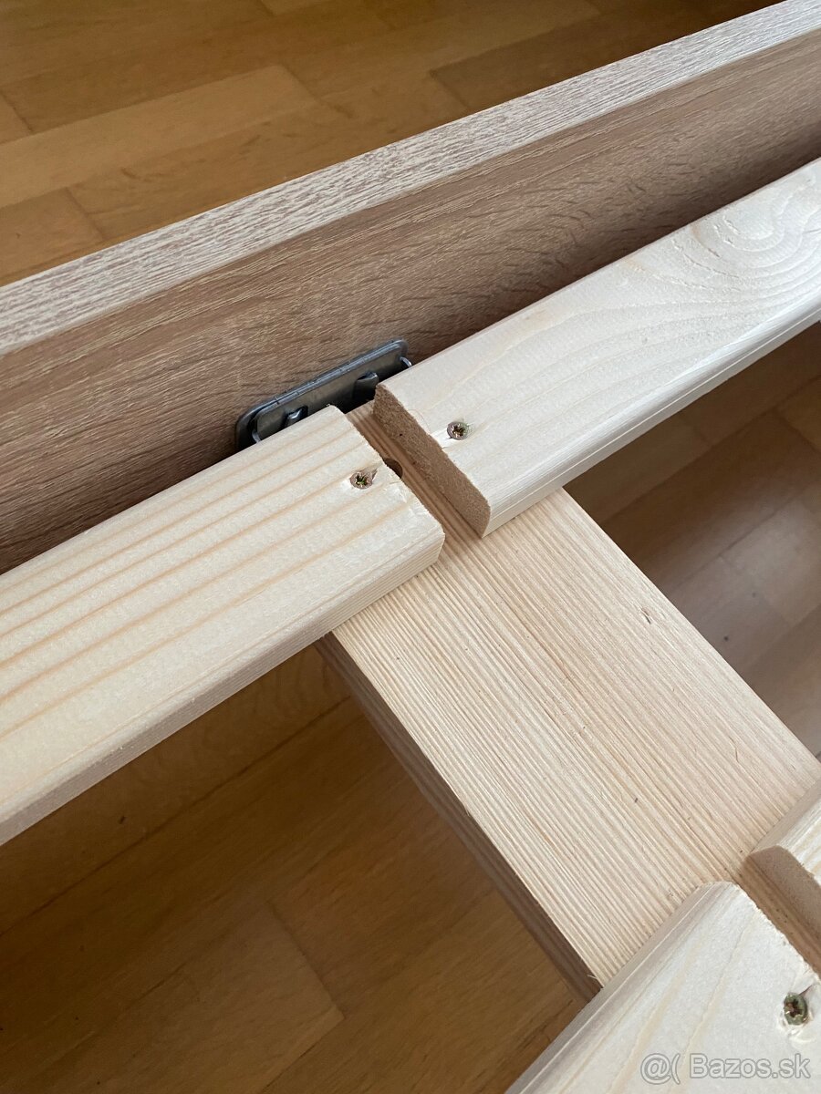 Manželská posteľ 180x200 - 6