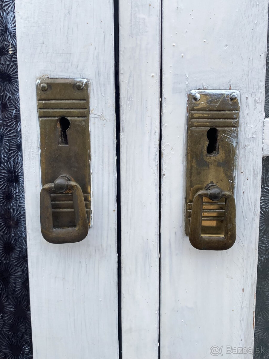 ľudový kredenc 1900 - 6