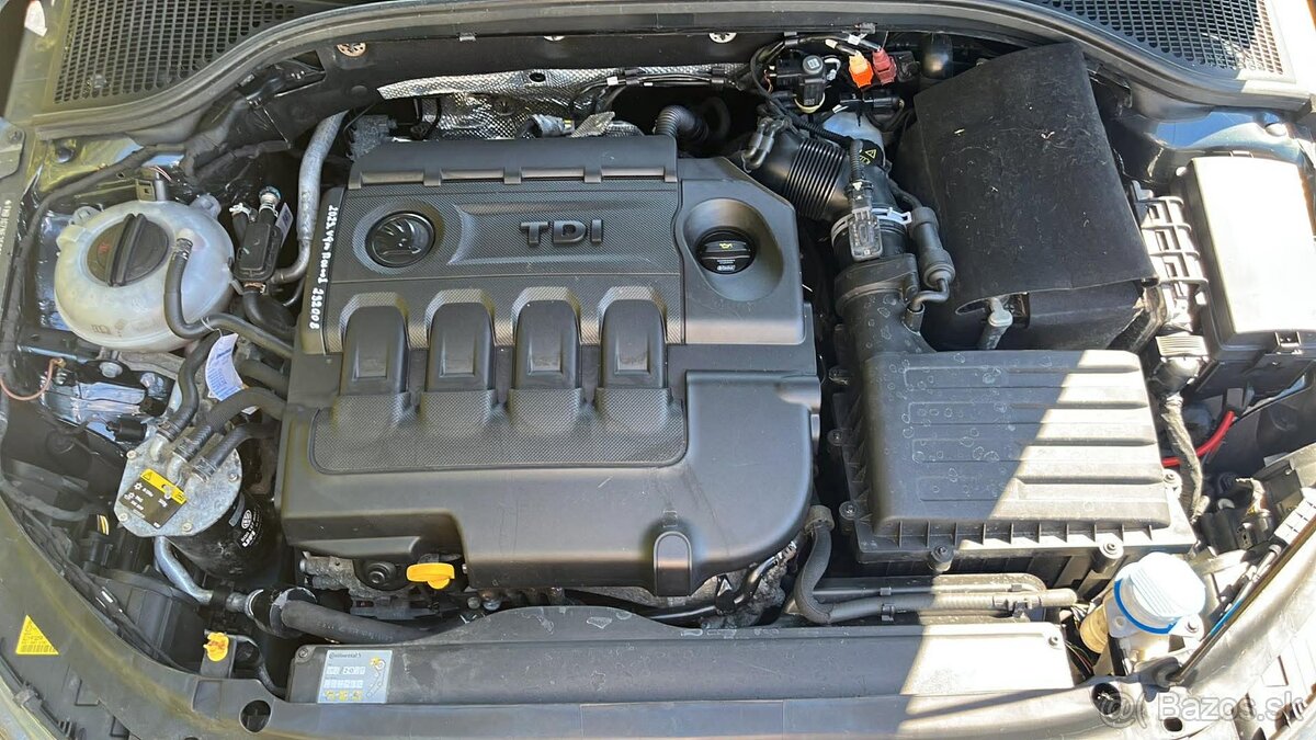 Škoda Octavia 1.6 TDi Ambition - 6
