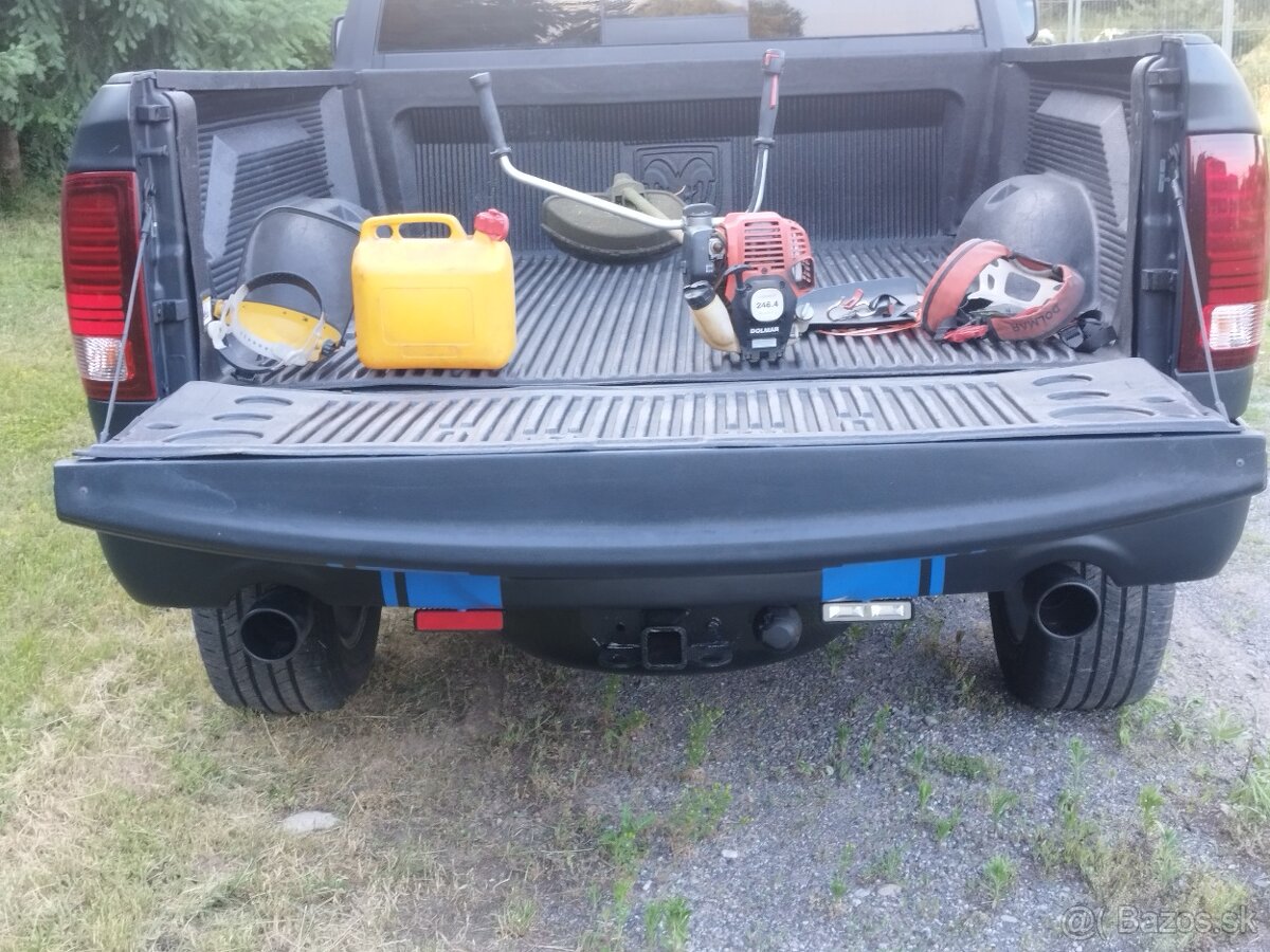 Dodge RAM 5.7 HEMI Sport - 6