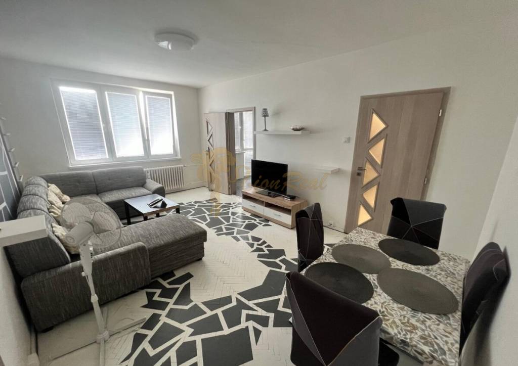 3-izb. byt, Komárnická ul., Ružinov pri Štrkovci - 6