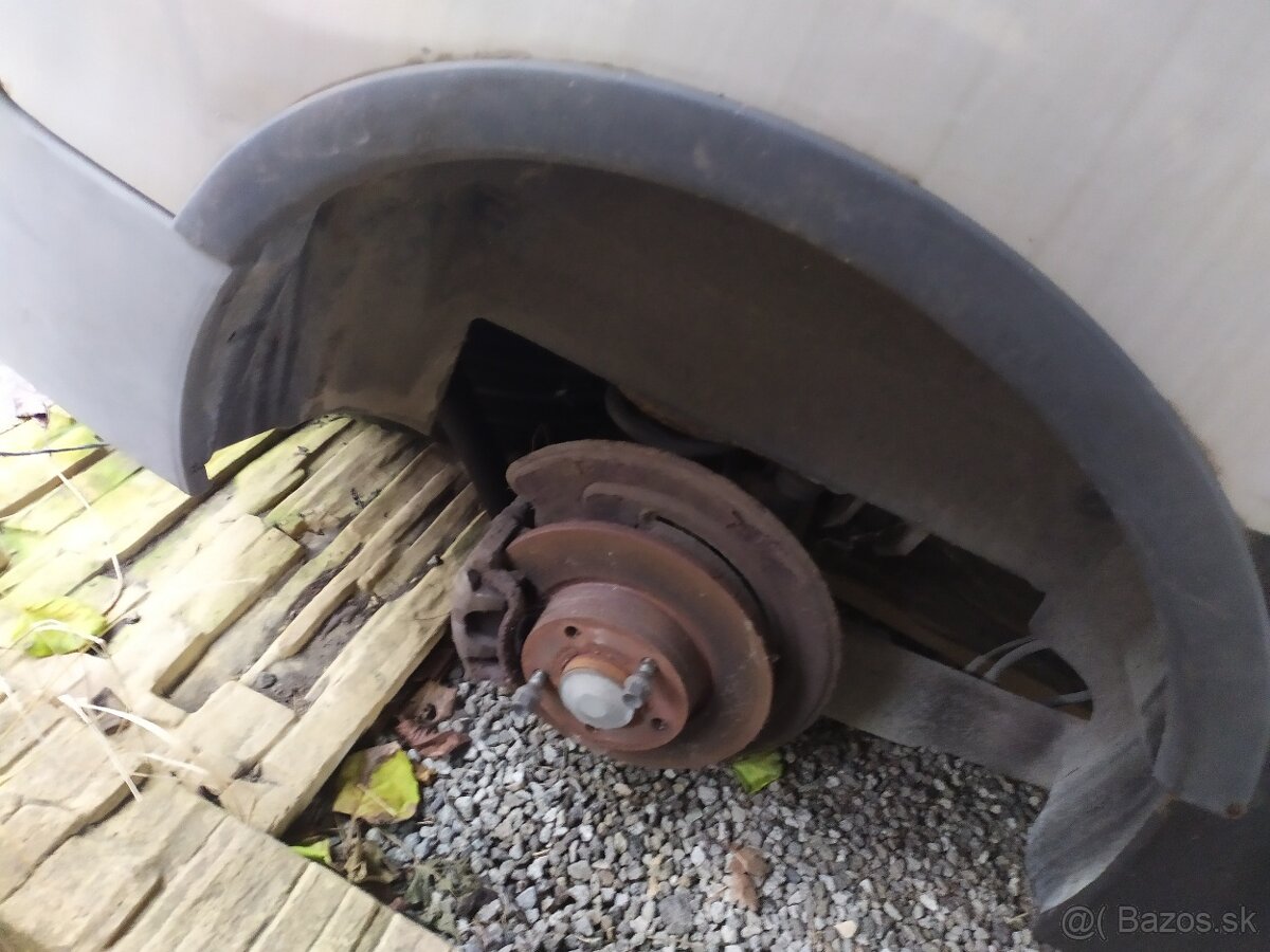 Renault trafic 2024 /25 Vivaro Primastar 1.9dci 74kw díly - 6