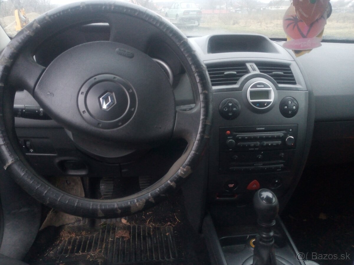 Renault Megane grandtour - 6