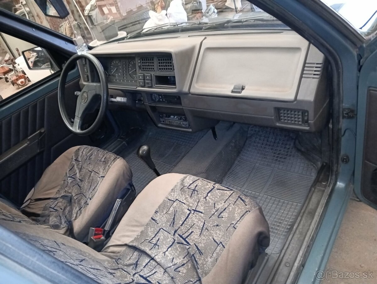Škoda Favorit - 6