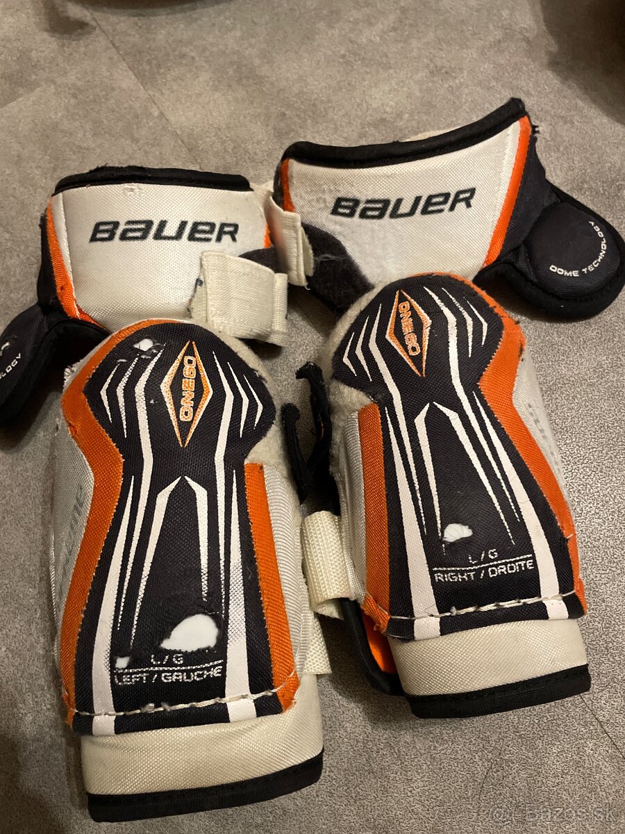 Hokejová vystroj - 6