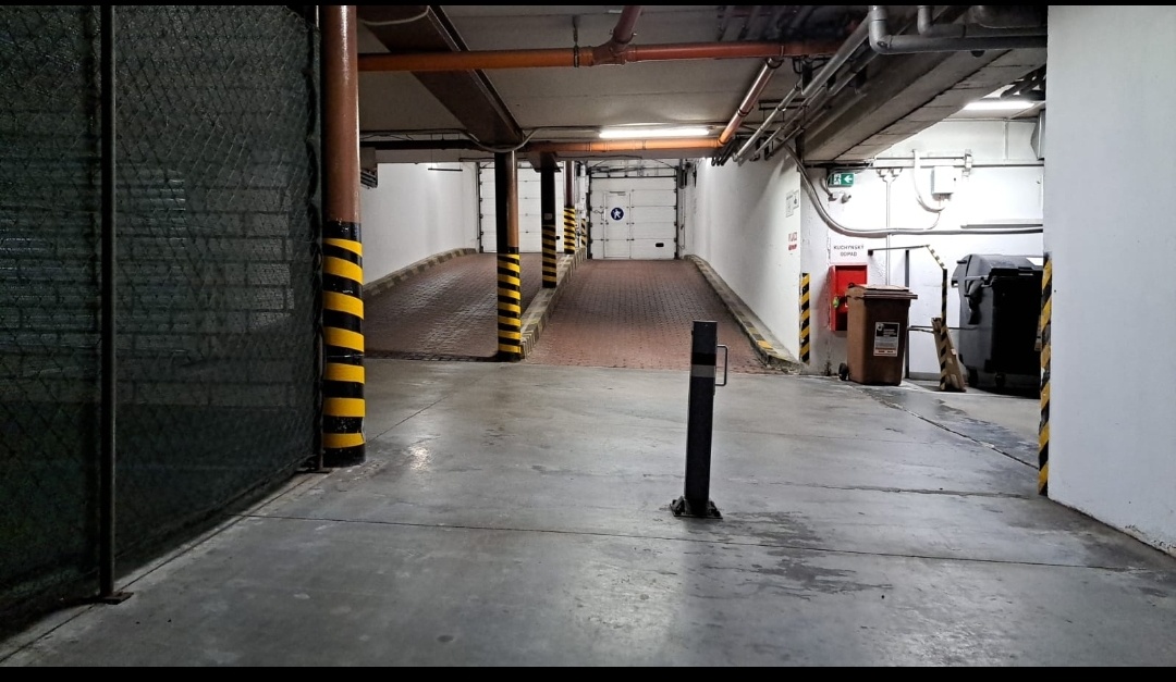 Prenájom garáže Zámocká ulica - 6