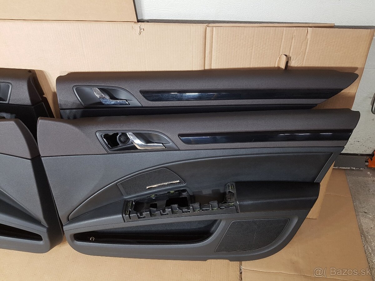 Predám sadu tapacírov dverí pre Superb 2 Combi L&K - 6