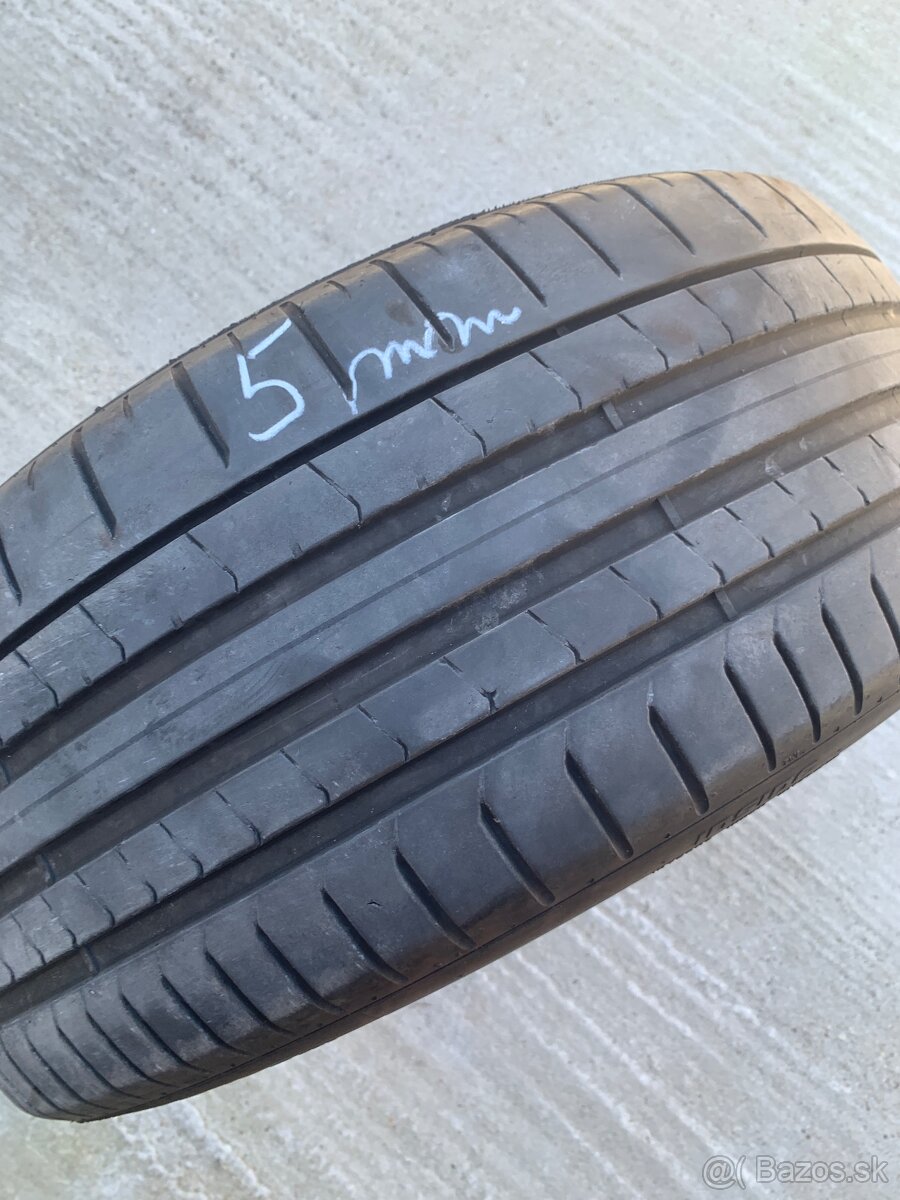 Pirelli 285/45 R20 - DOT22 - 6