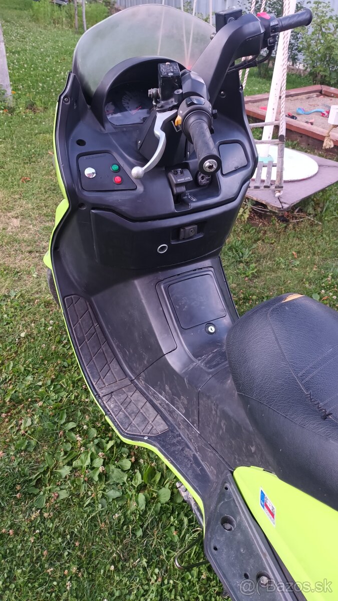 Suzuki - 6