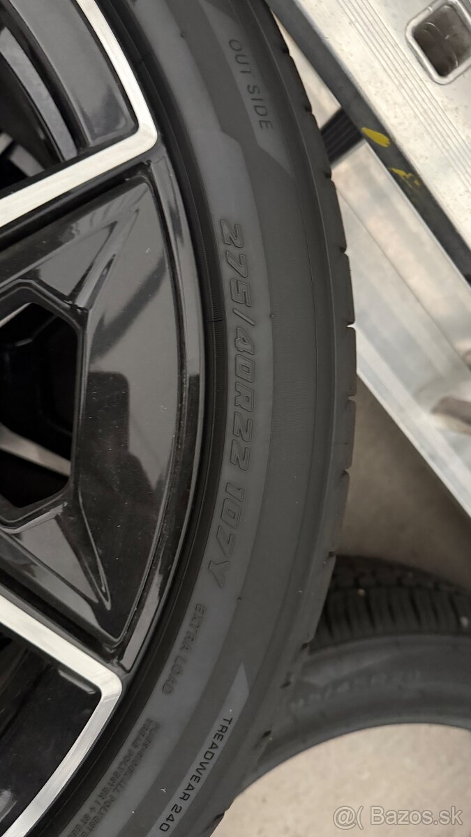BMW XM50e - 6