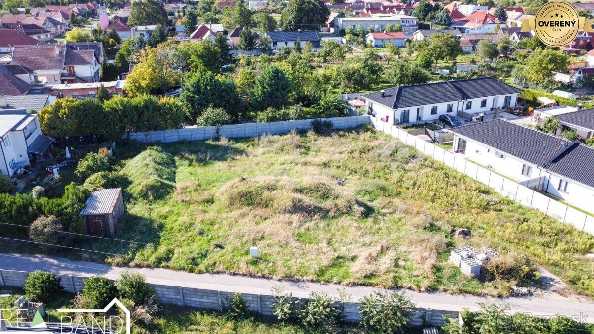 NA PREDAJ - SLNEČNÉ STAVEBNÉ POZEMKY - PAVLICE, 185 EUR/m² - 6