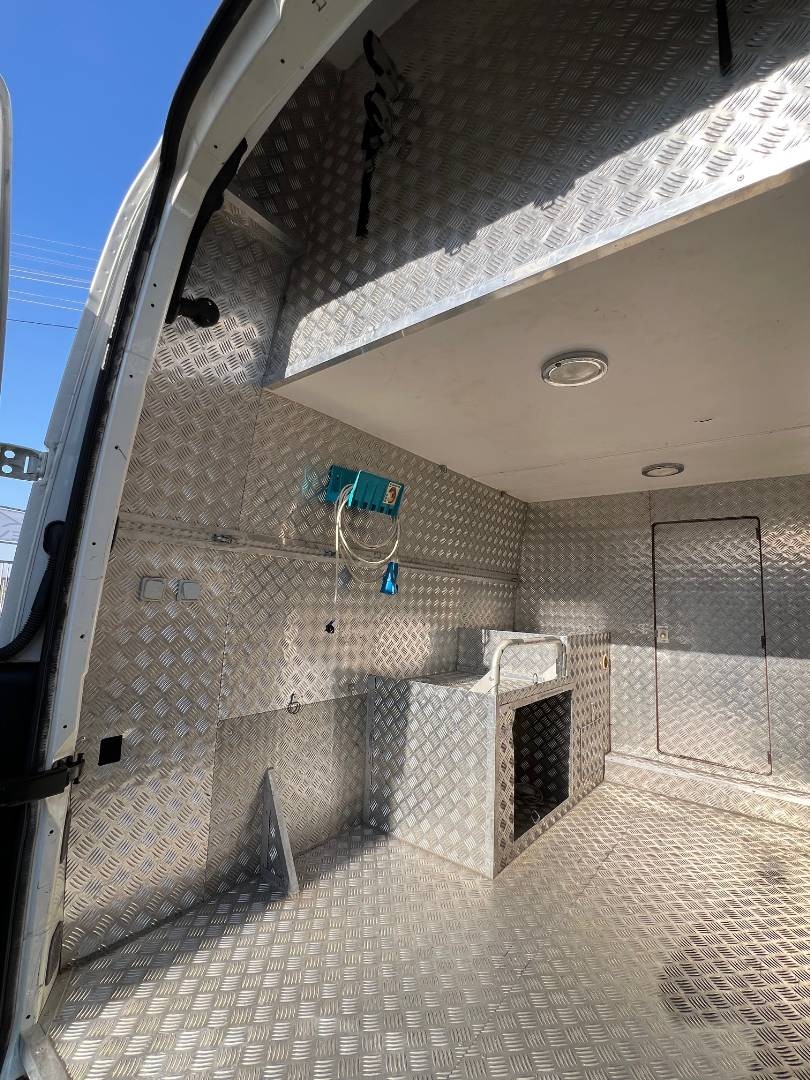 Obytná dodávka VW Crafter 2.5 TDI 120kw MT6 - 6