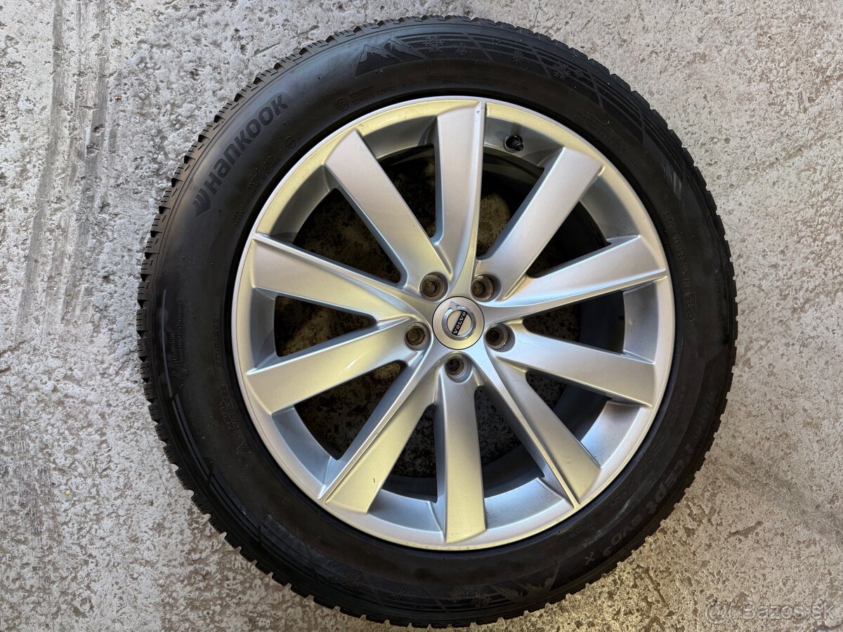 Volvo XC 90 / XC 60 Hankook Winter icept evo 3x 235/55/19 - 6