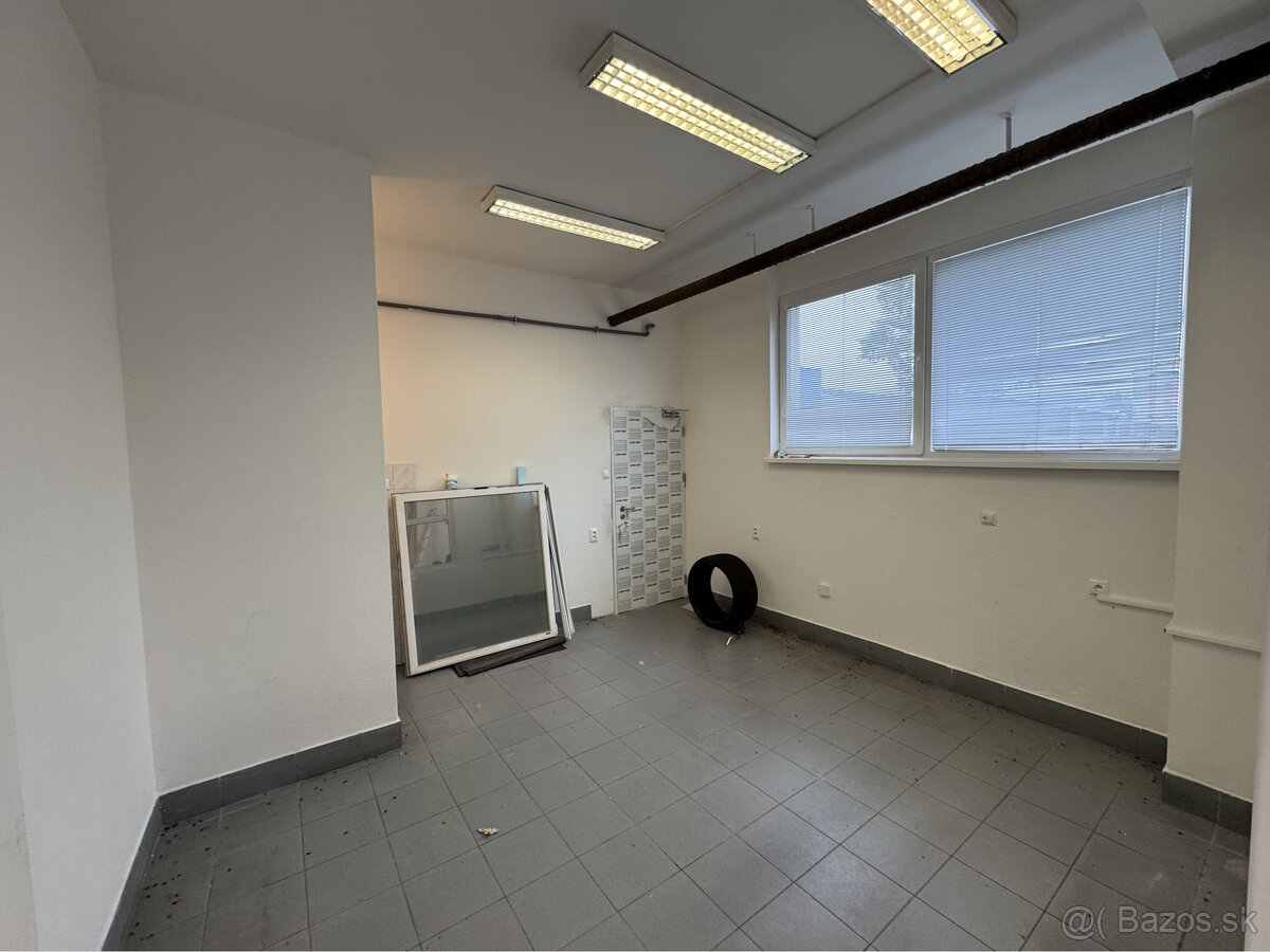 Prenájom výrobno-skladového priestoru 246 m² priamo na Vajno - 6