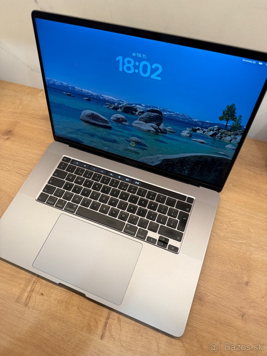 MacBook Pro 16” (2019) Space Grey - 6