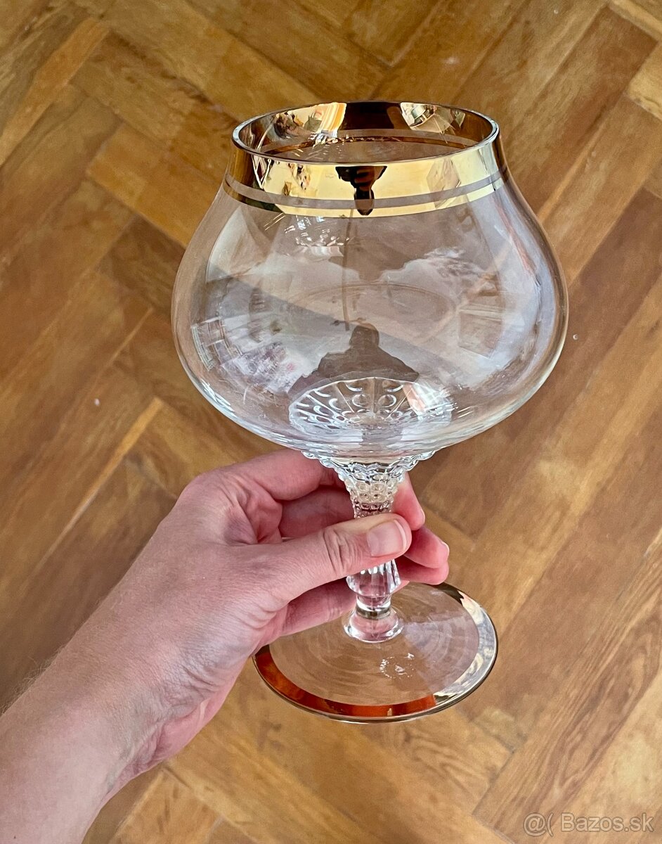 rôzne retro taniere a kuchynský riad - 6