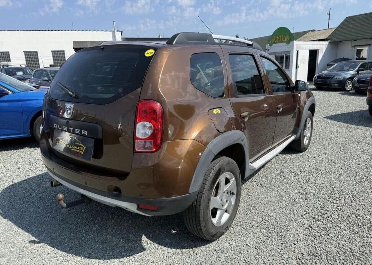 Dacia Duster 1.6 LPG lpg + benzín manuál 77 kw - 6