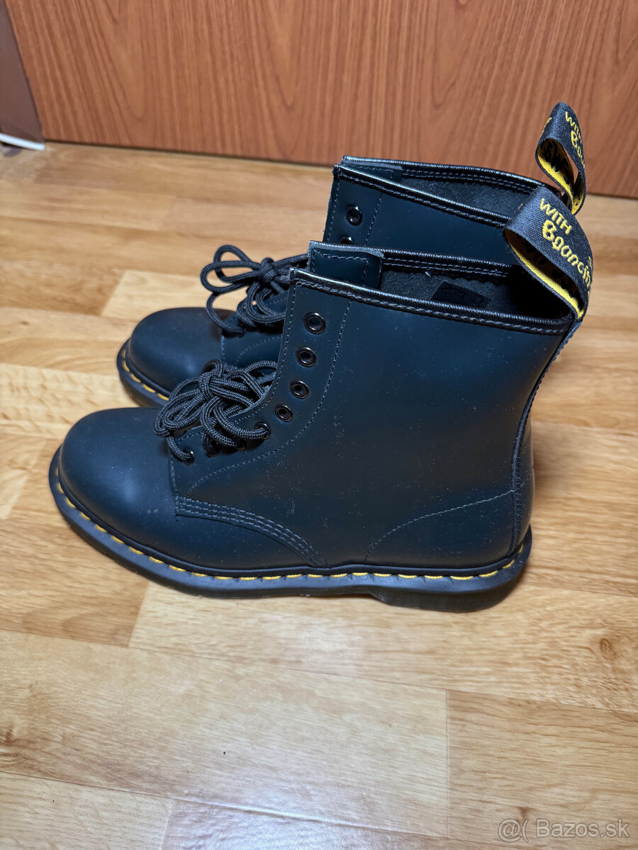 Dr. Martens - 6