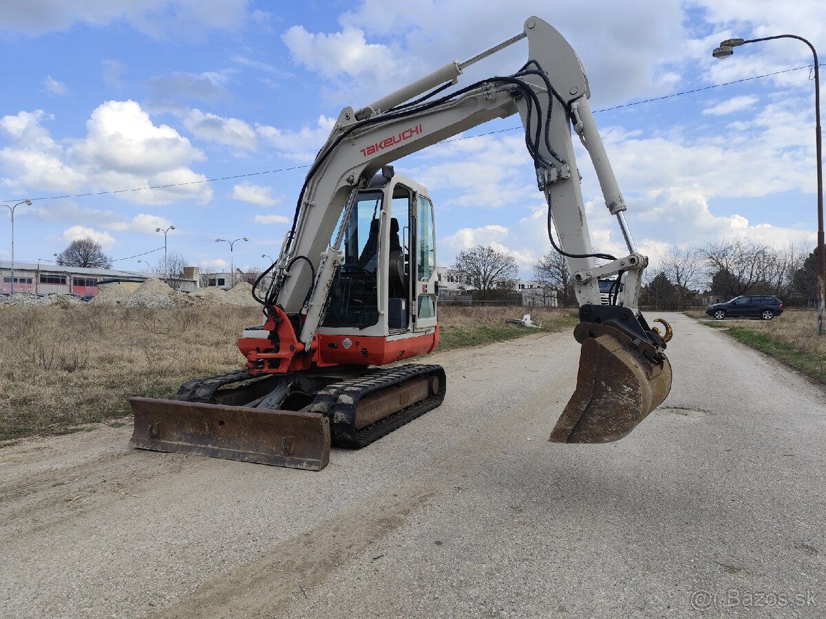 Báger Takeuchi TB145. Váha 4800. - 6