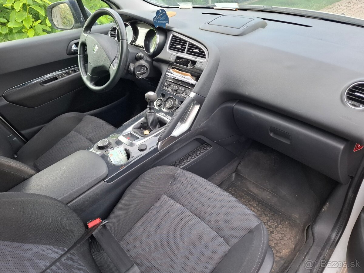 Peugeot 3008 1,6i benzín - 6