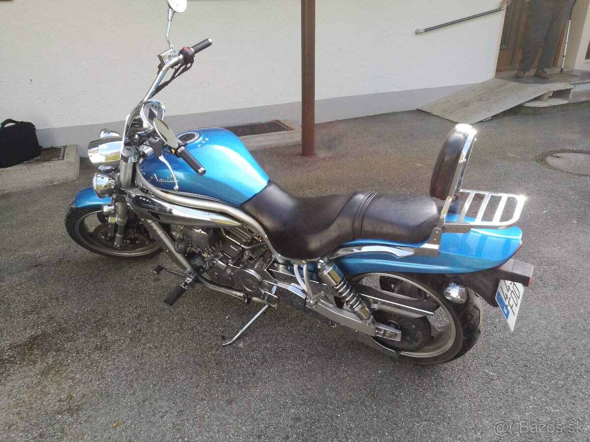 Hyosung Aguila 650 - 6