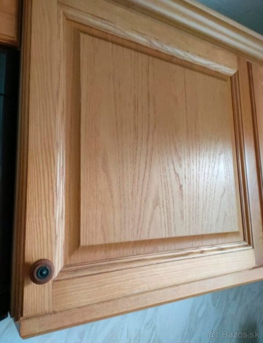 Rustikální jasanová kuchyně se spotřebiči,5159 - 6