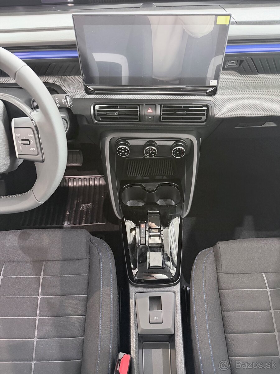 Citroën C3 PLUS Hybrid (MHEV) 110 ë-DCT6 - 6