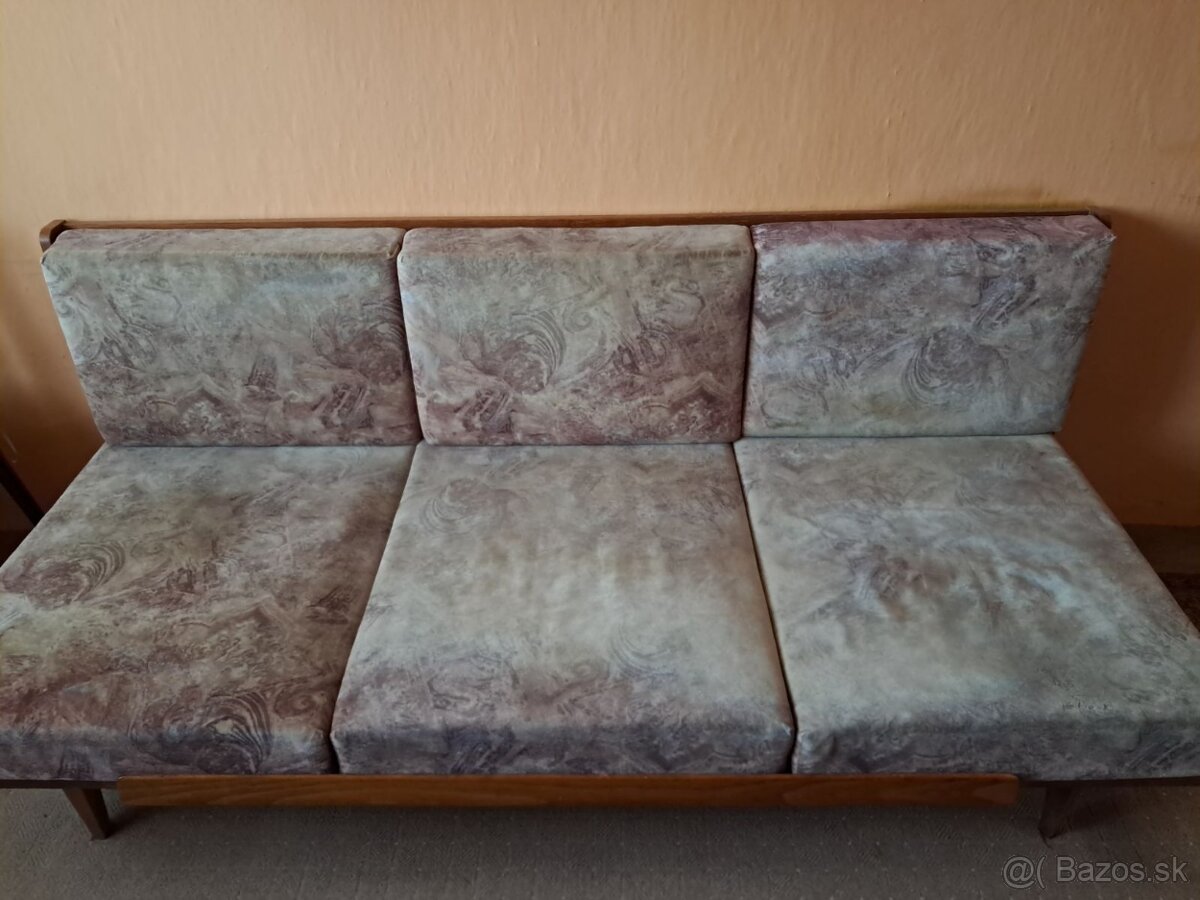 Darujem retro kreslá a gauč - 6