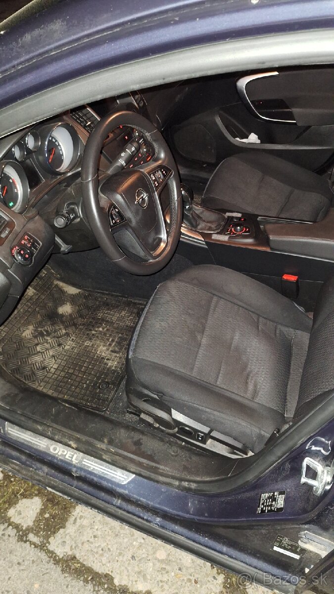 Opel insignia A 2.0 cdti 96kw - 6