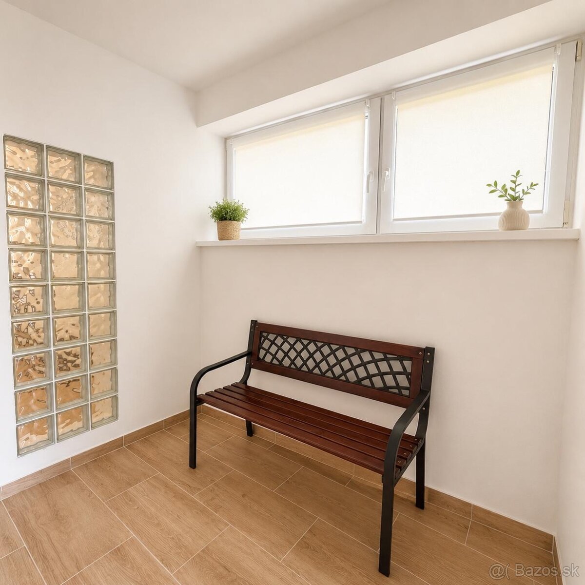 NA PREDAJ: 2i apartmán v srdci Donovál - 6