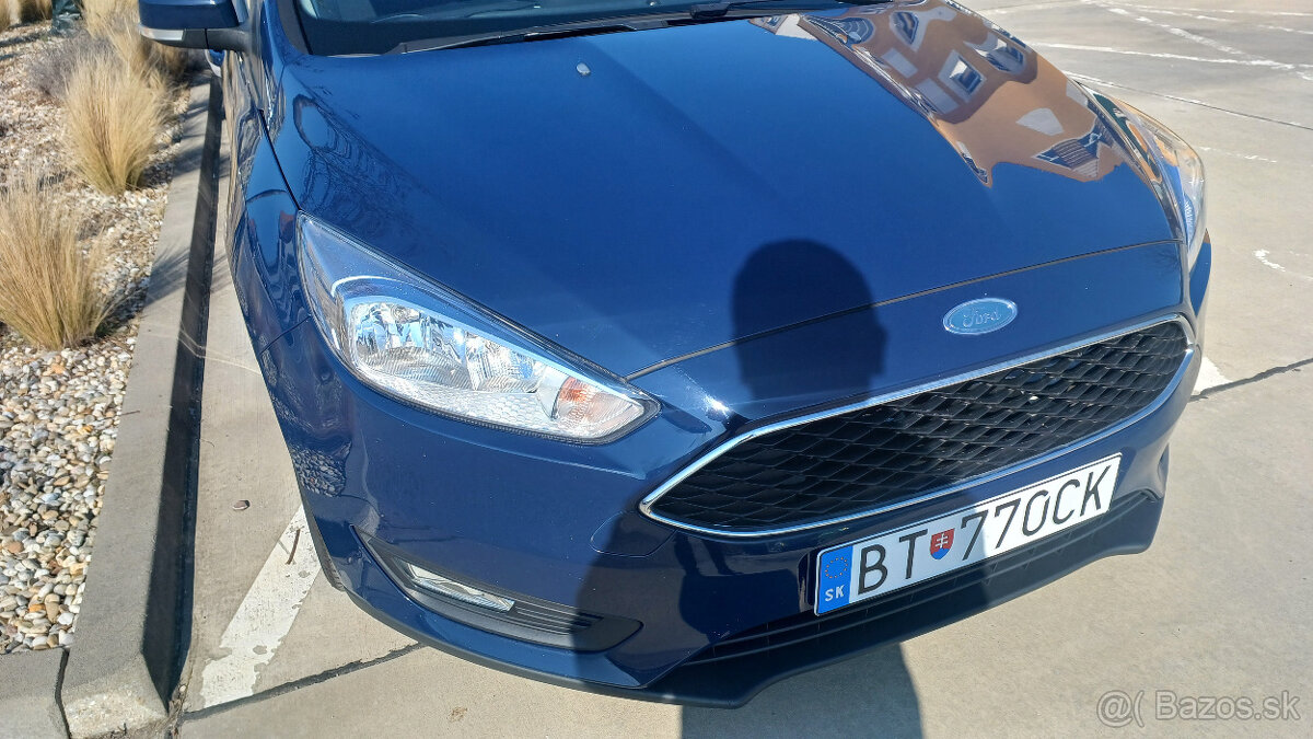 Ford Focus 1.6 benzín - 6