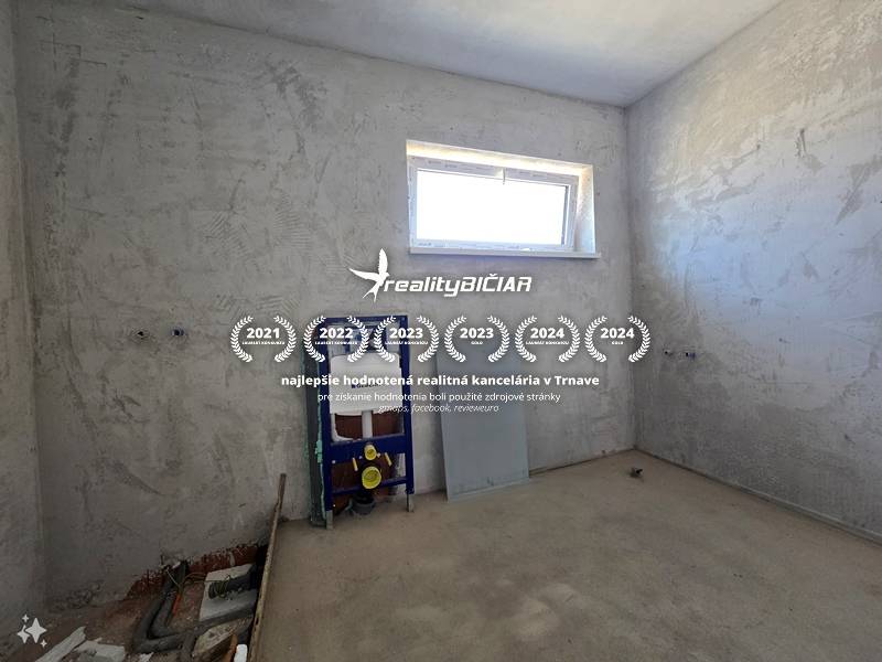 REZERVOVANÉ 4-izbový rodinný dom v obci Veľké Kostoľany - 6