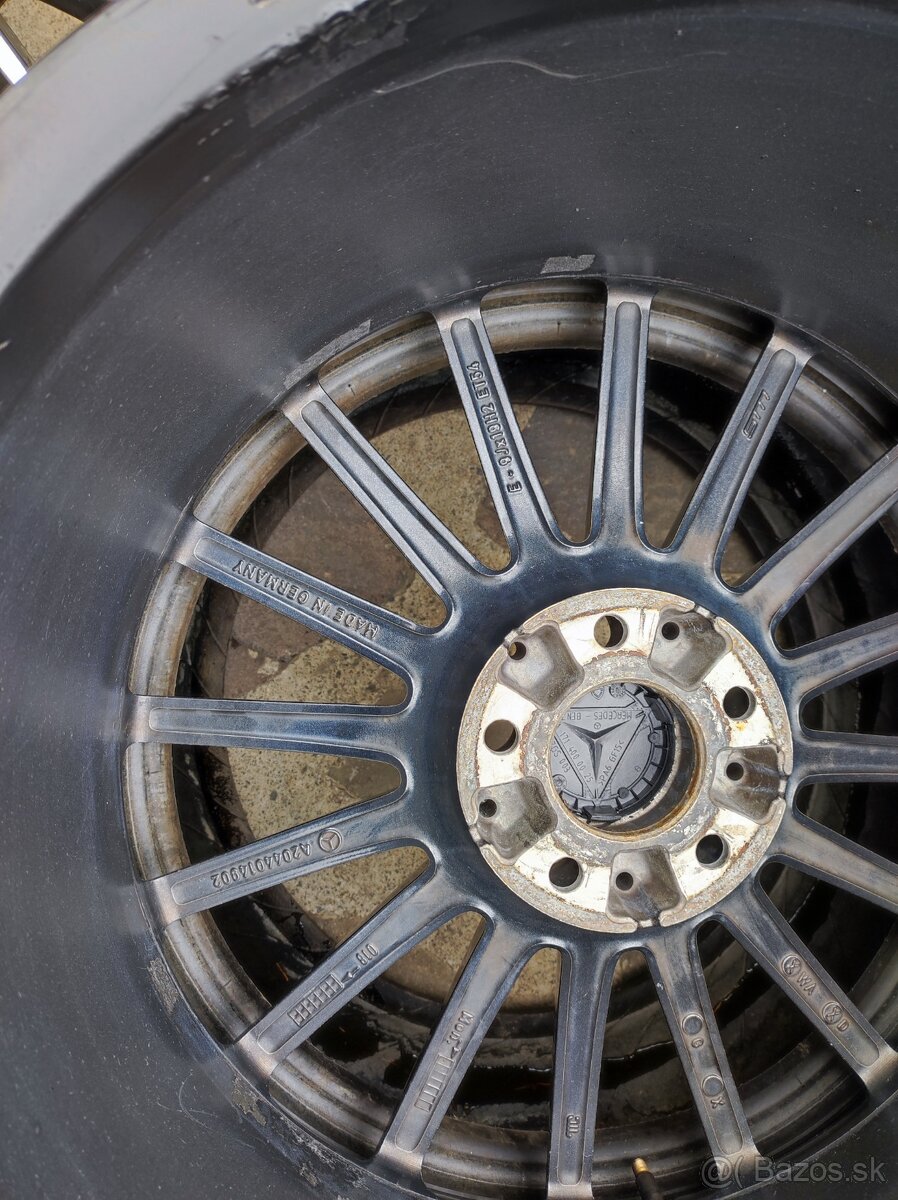 MERCEDES C 63 AMG - 6