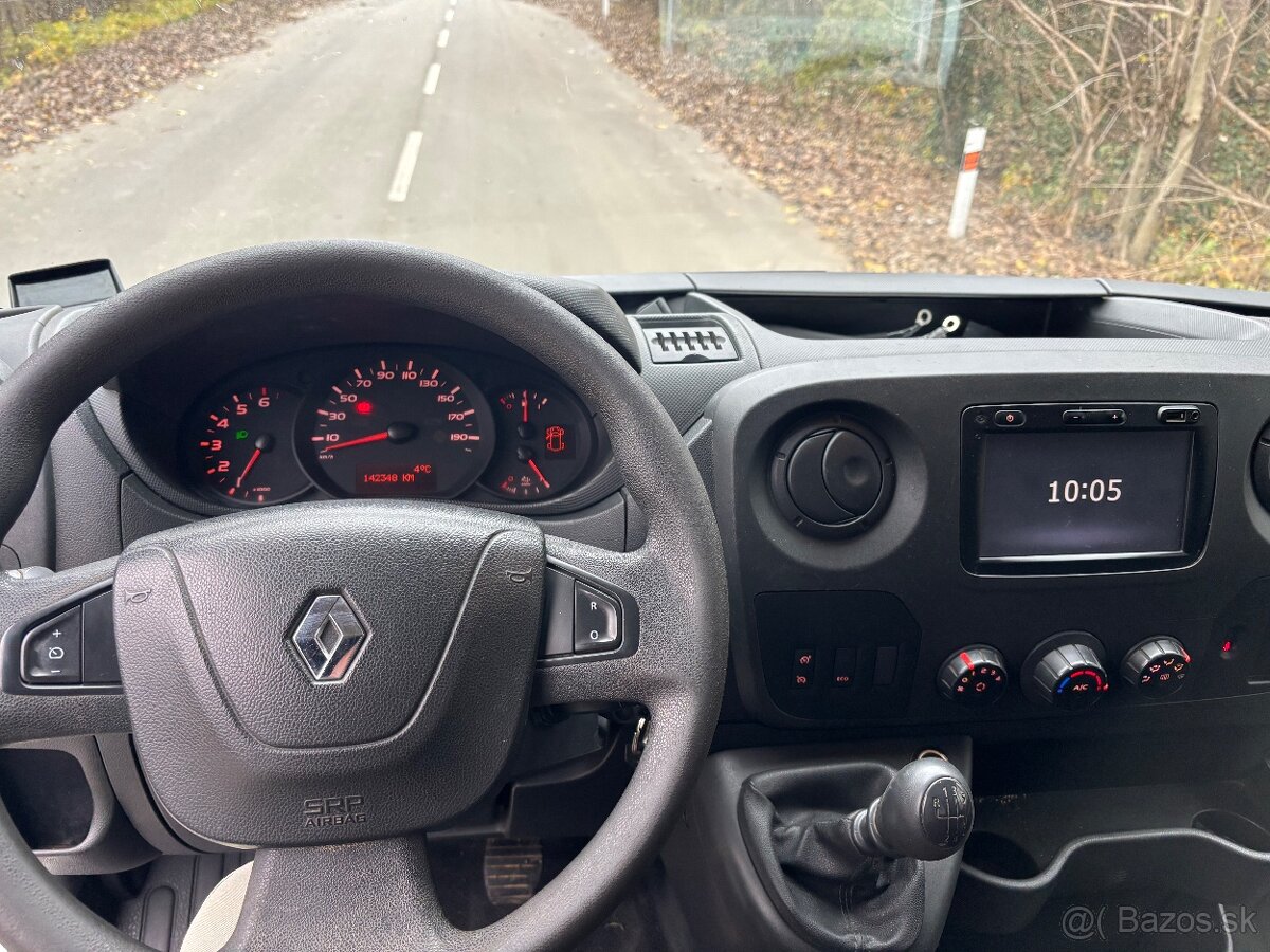 Renault master plošina 12,5m - 6