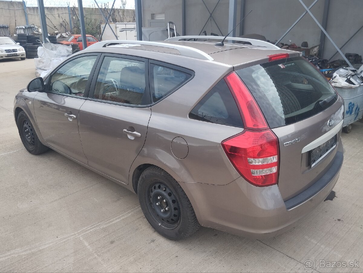 Kia ceed combi Rozpredám - 6