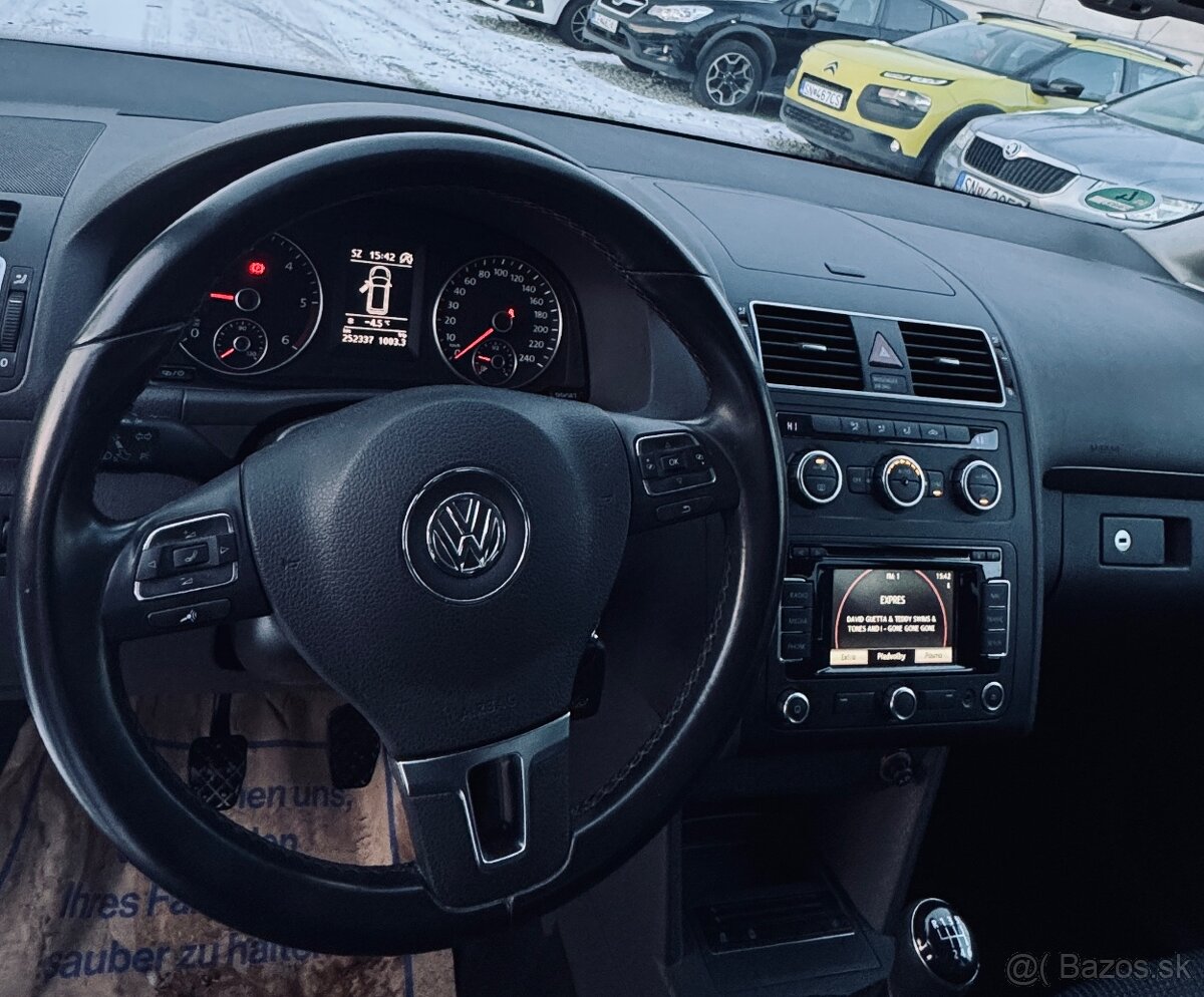 Volkswagen Touran TDI Xenon - 6