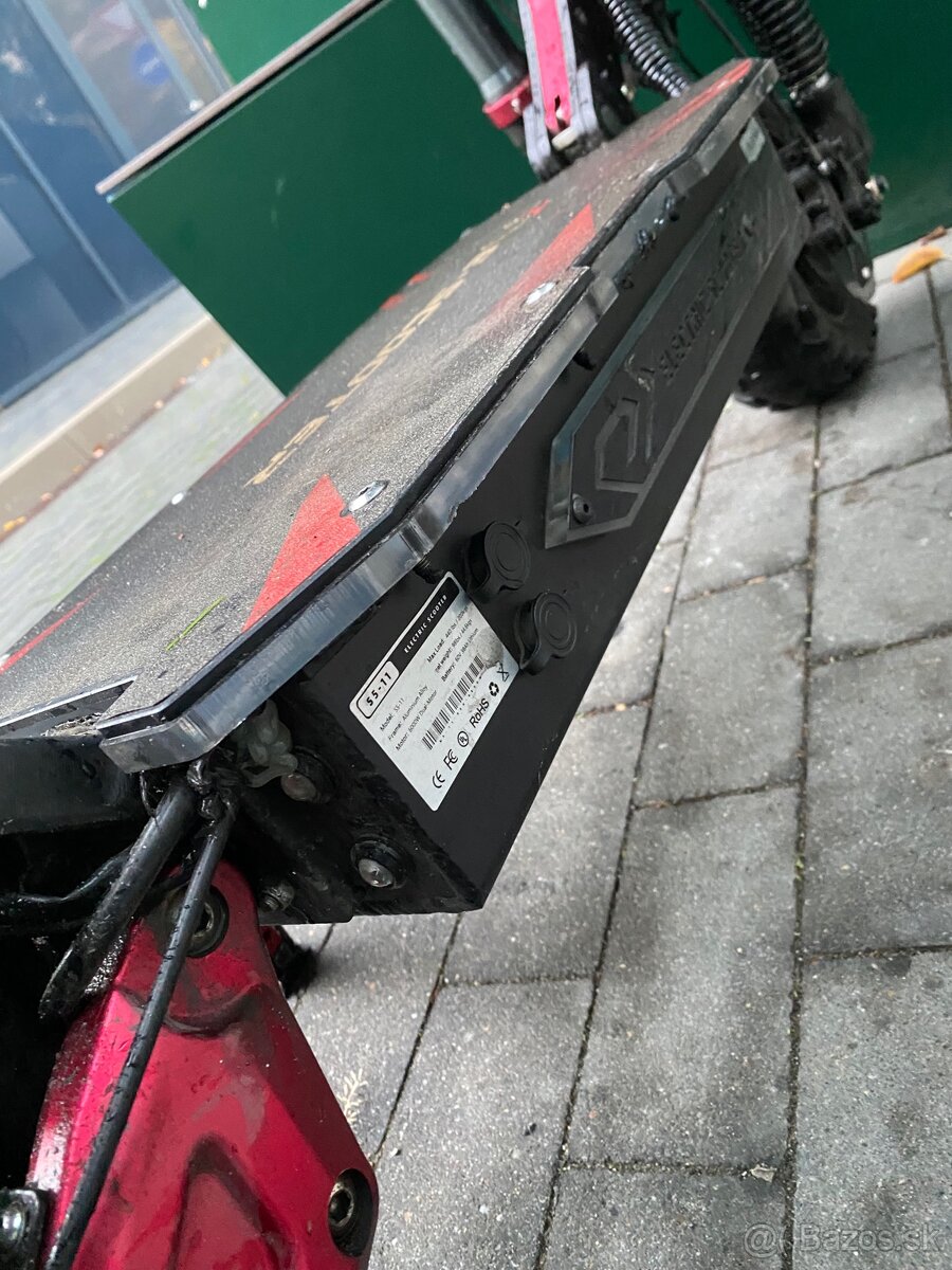 Elektricka koloběžka Boyueda s5 - 6