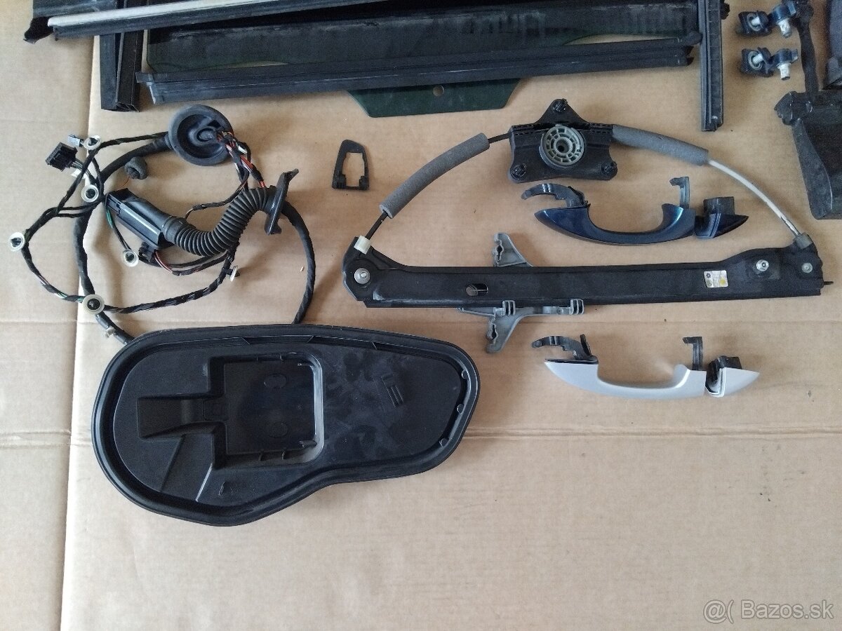 rozpredám dvere Superb 3 sedan - 6