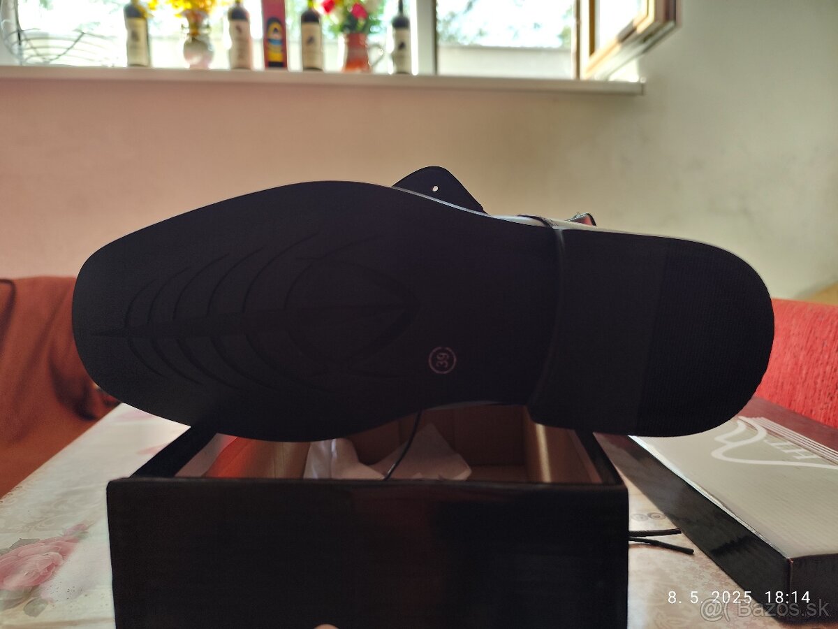 Predam panske nové topanky - 6