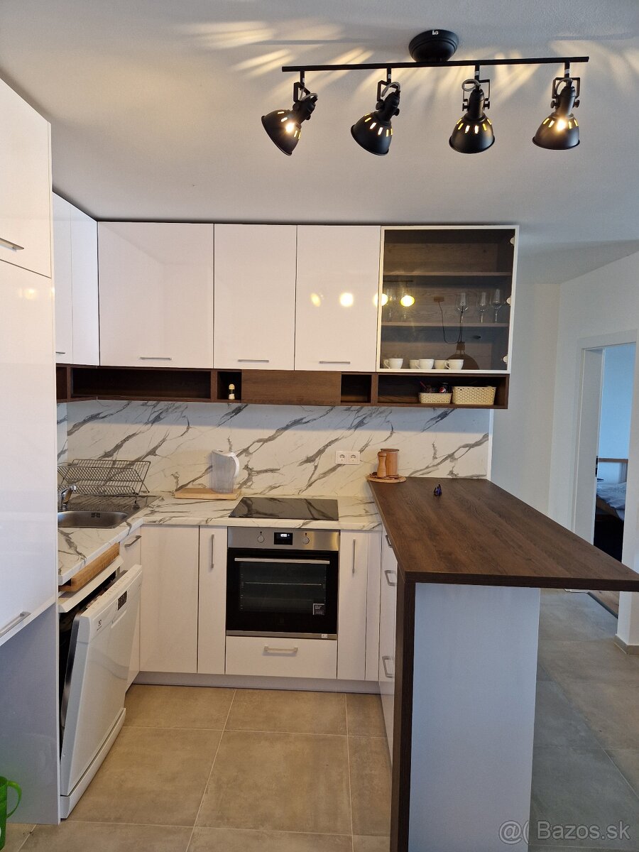 Na predaj 4-izbový byt Marchegg-Bahnhof, Rakúsko - 6