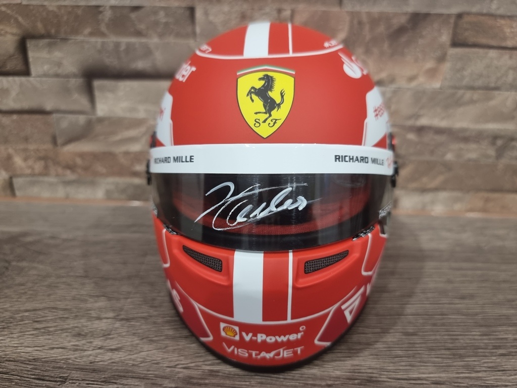 HELMY Ferrari 1:2 Leclerc -orig.podpisy,Sains Vettel - 6