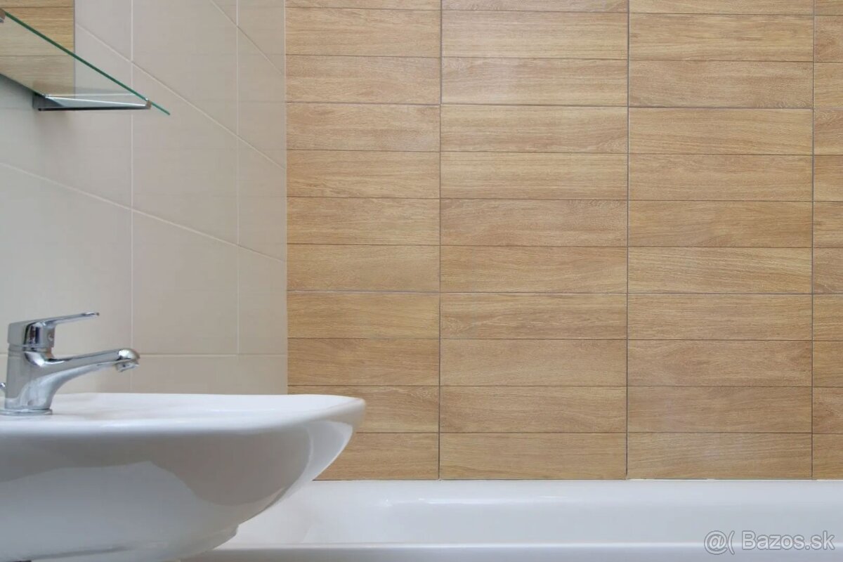 Moderný, komplet zariadený, klimatizovaný 2i byt s parkovaní - 6