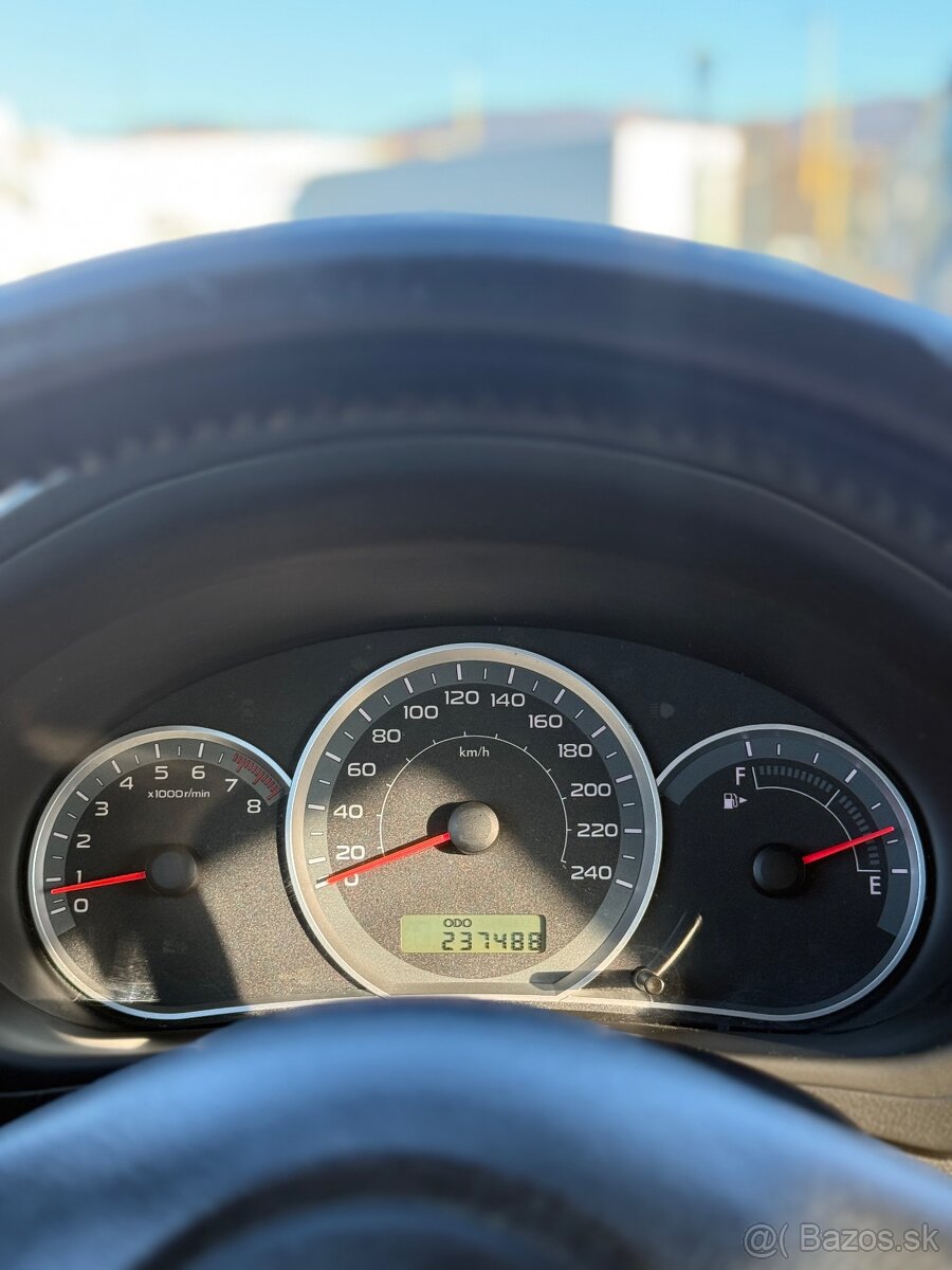 Subaru Impreza 2.0r - 6