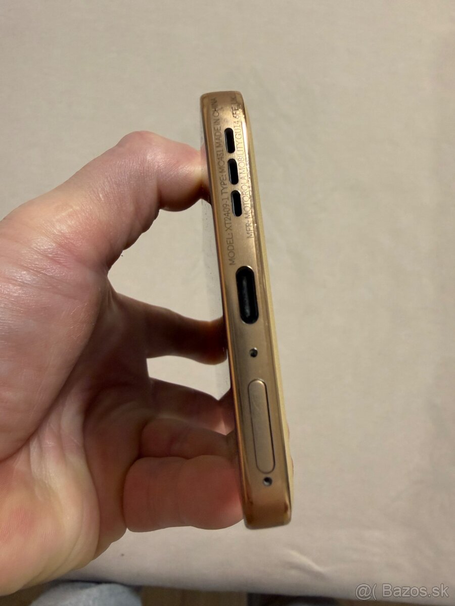 Predám Motorola Edge 50 neo - 6