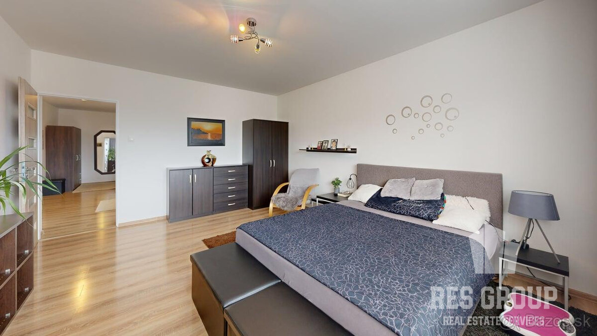 Na predaj, Rodinný dom, Rosina, 6 izieb, 400 m2, RES GROUP - 6