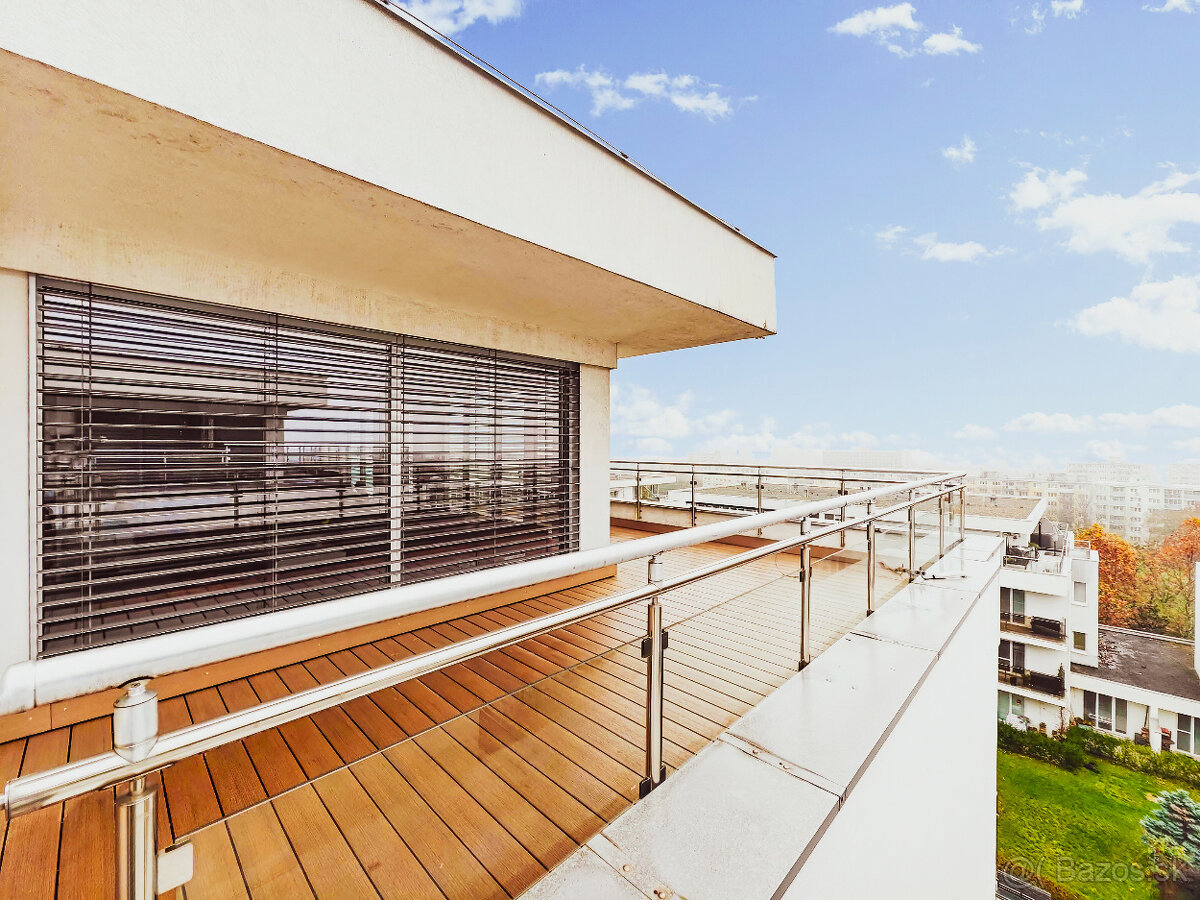 LUXUSNÝ 4 IZB BYT (Penthouse) s TERASOU s VÝHĽADOM na MESTO - 6