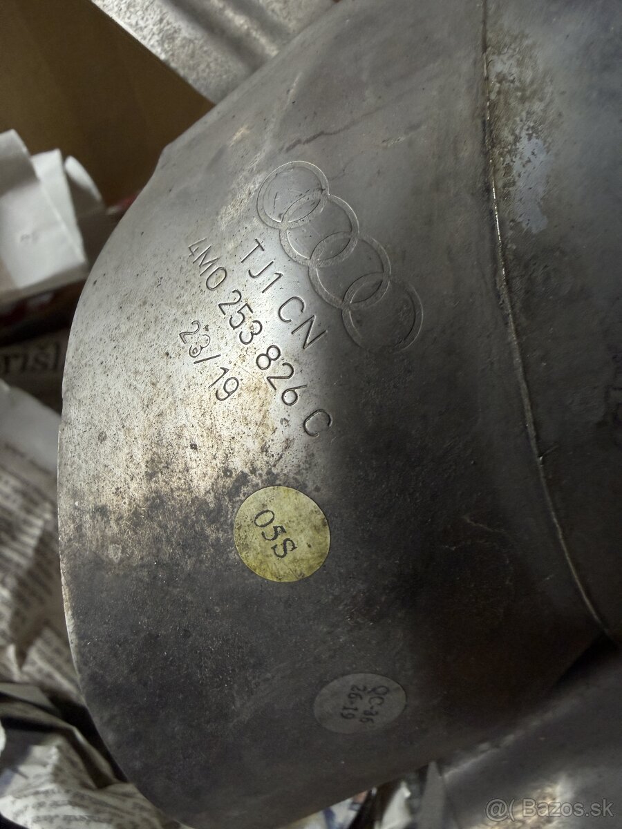 Koncovky výfuku Audi SQ7 4M - 6