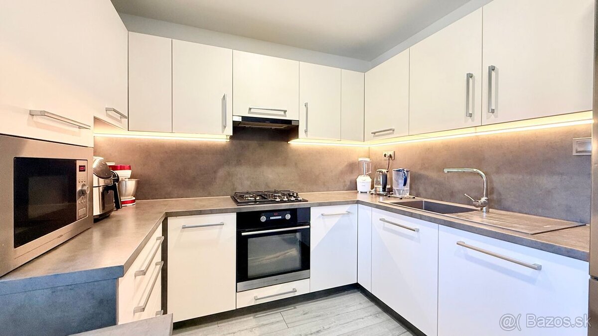 JAZERO - IRKUTSKÁ 4 IZBOVÝ BYT 71 M2, NOVÁ DISPOZÍCIA, LODŽI - 6