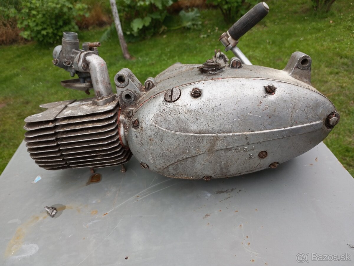 Predám motor Jawa 20,21,23 - 6