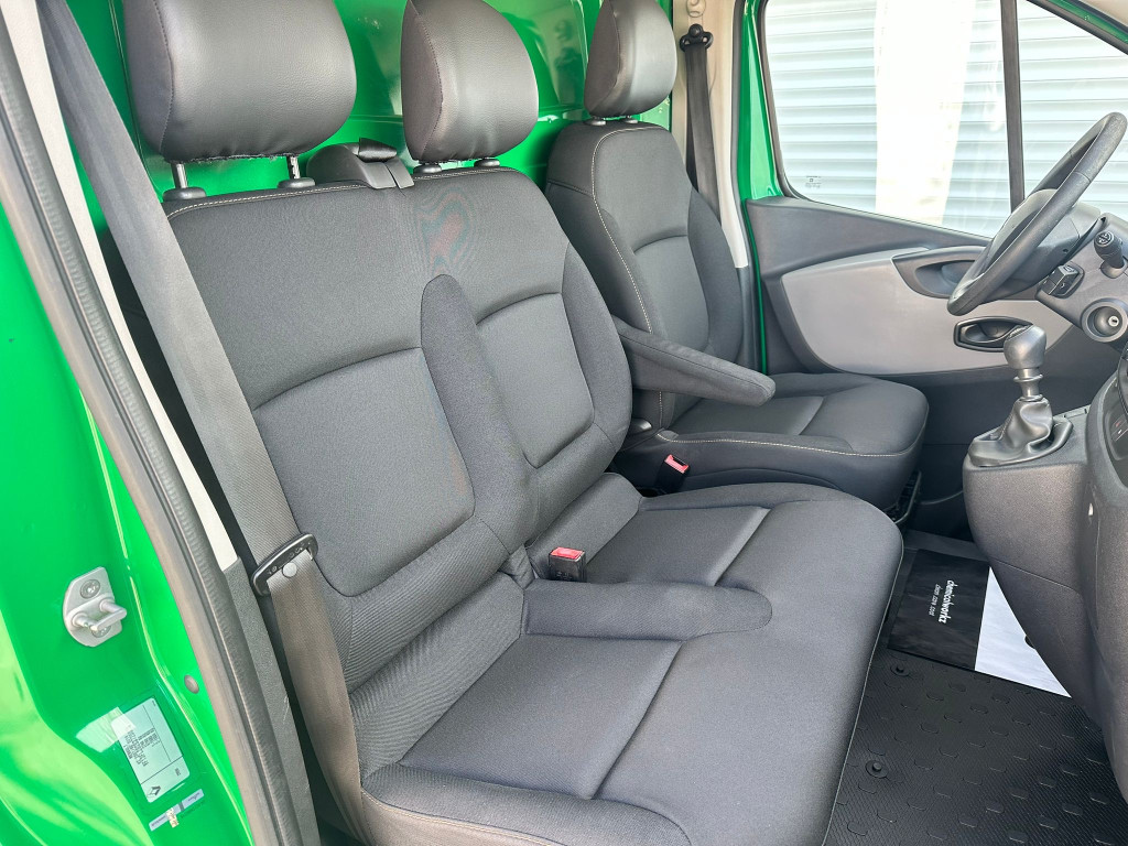 Renault Trafic Furgon 2015 - 6